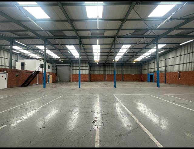 1,176M² WAREHOUSE TO LET IN RANDJESPARK